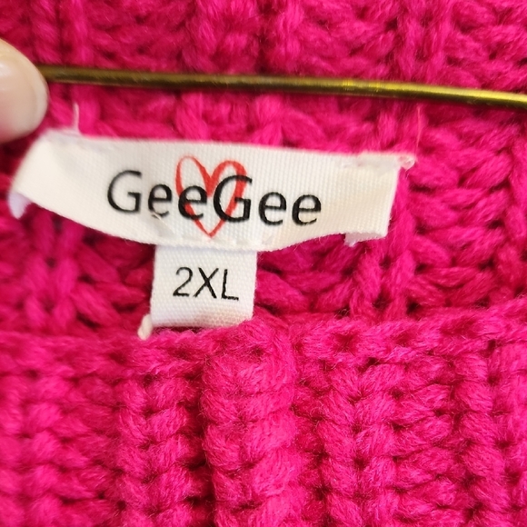 Women's Pink Knit Sweater - Picture 2 of 4